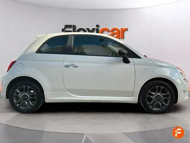 Usado Fiat 500 Club 70 CV (51 kW) 2022 Blanco Utilitario