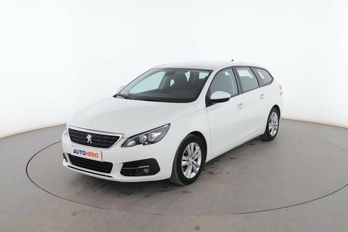 Blanco Usado 2020 Peugeot 308 Active Familiar | 12.499 € (Precio justo) - Imagen 1/3