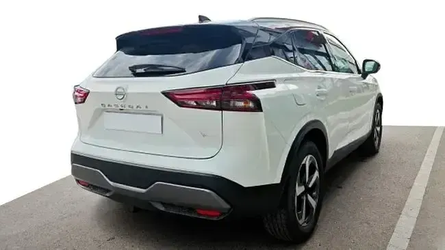 Begagnad Nissan Qashqai N-Connecta 140 HK (102 kW) 2022 Vit SUV