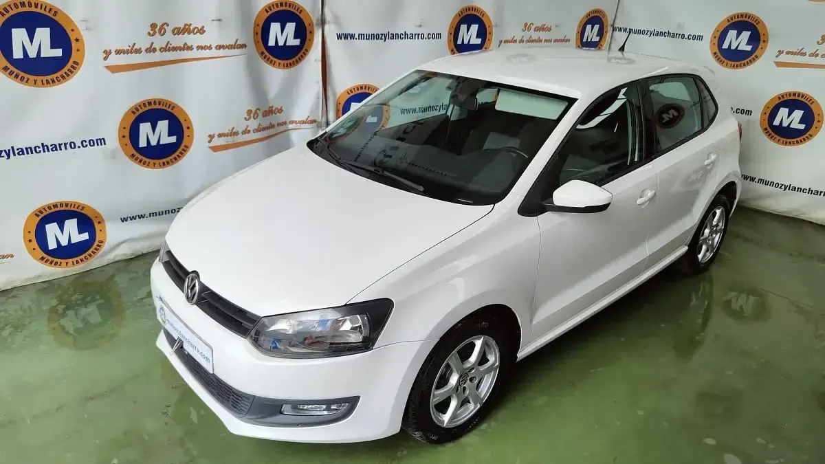 Usado VW Polo Advance 70 CV (51 kW) 2013 Blanco Utilitario
