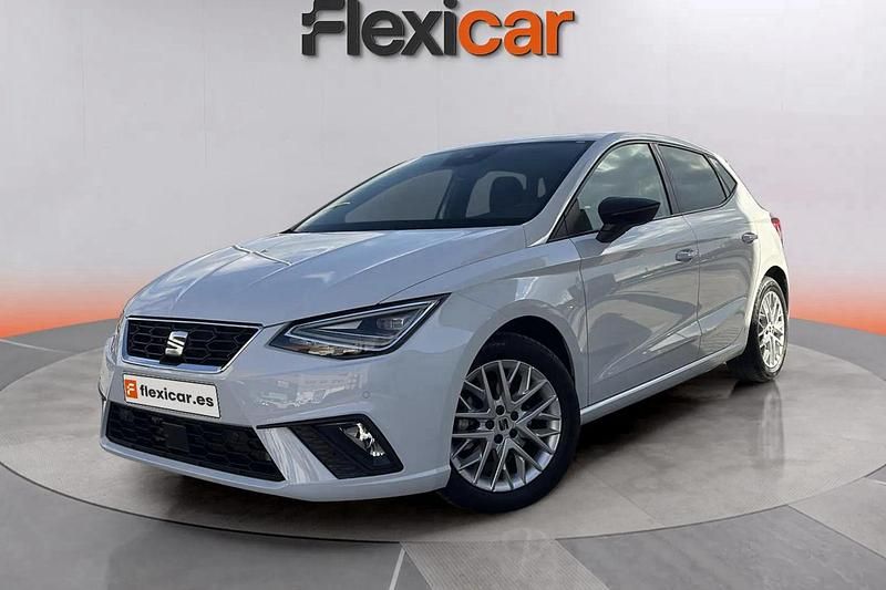 Usado Seat Ibiza FR 116 CV (85 kW) 2024 Blanco Berlina