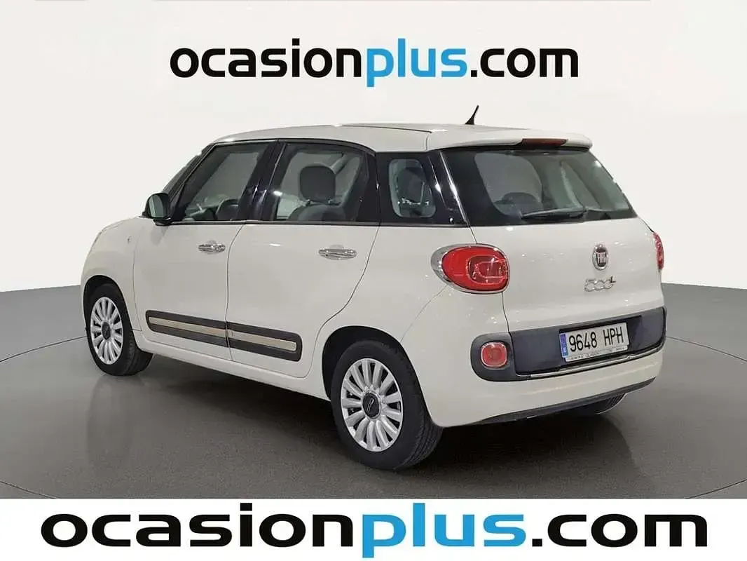Usado Fiat 500L Lounge 95 CV (69 kW) 2013 Blanco Monovolumen