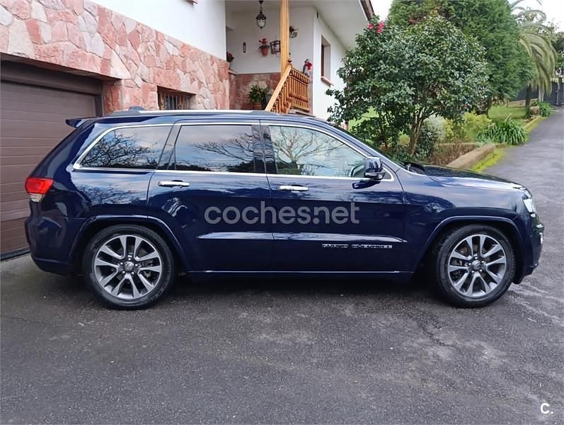 Usado Jeep Grand Cherokee Overland 250 CV (183 kW) 2017 Azul SUV