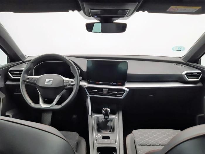 Usado Seat Leon FR 116 CV (85 kW) 2025 Azul