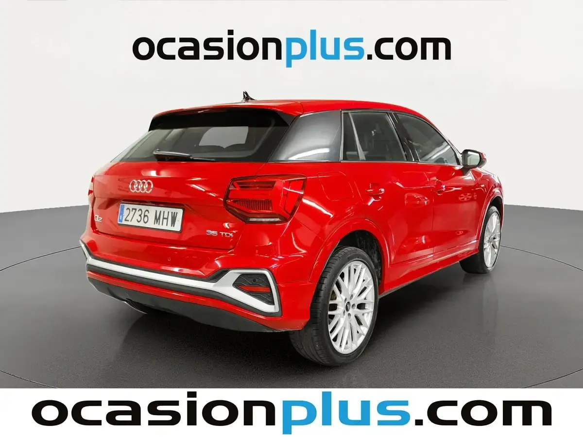 Usado Audi Q2 S-Line 150 CV (110 kW) 2023 Rojo SUV