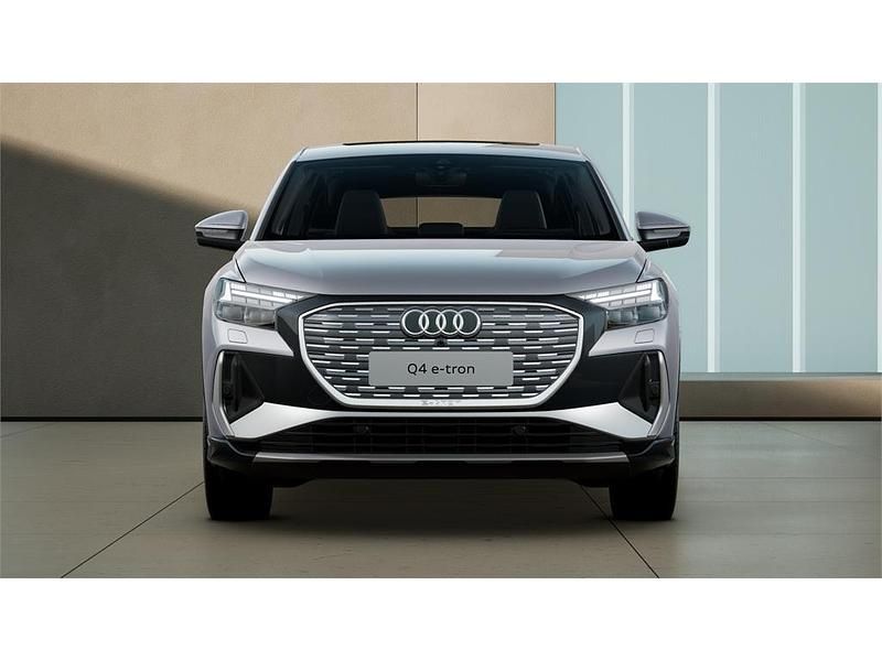 Nuevo Audi Q4 Sportback e-tron S-Line 210 kW (286 CV) 2025 Plata florete SUV