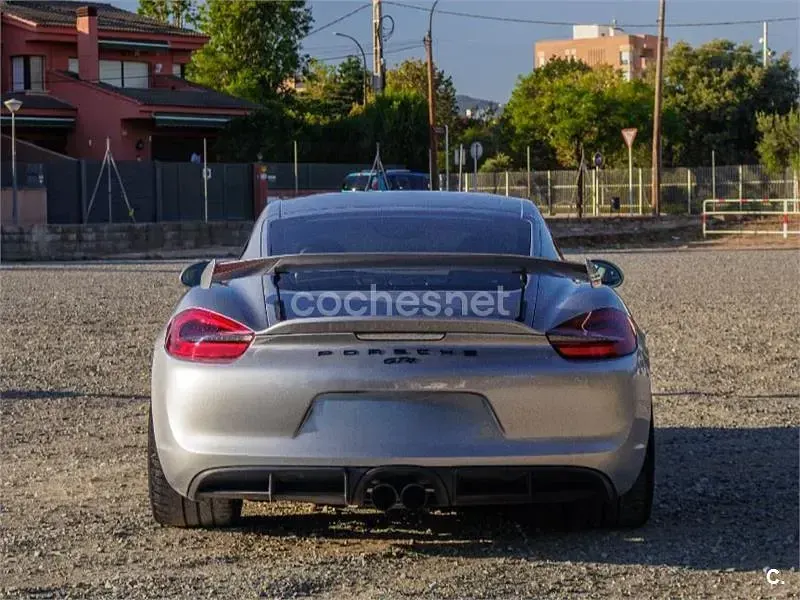 Usado Porsche Cayman GT4 385 CV (283 kW) 2015 Gris / plata Coupe