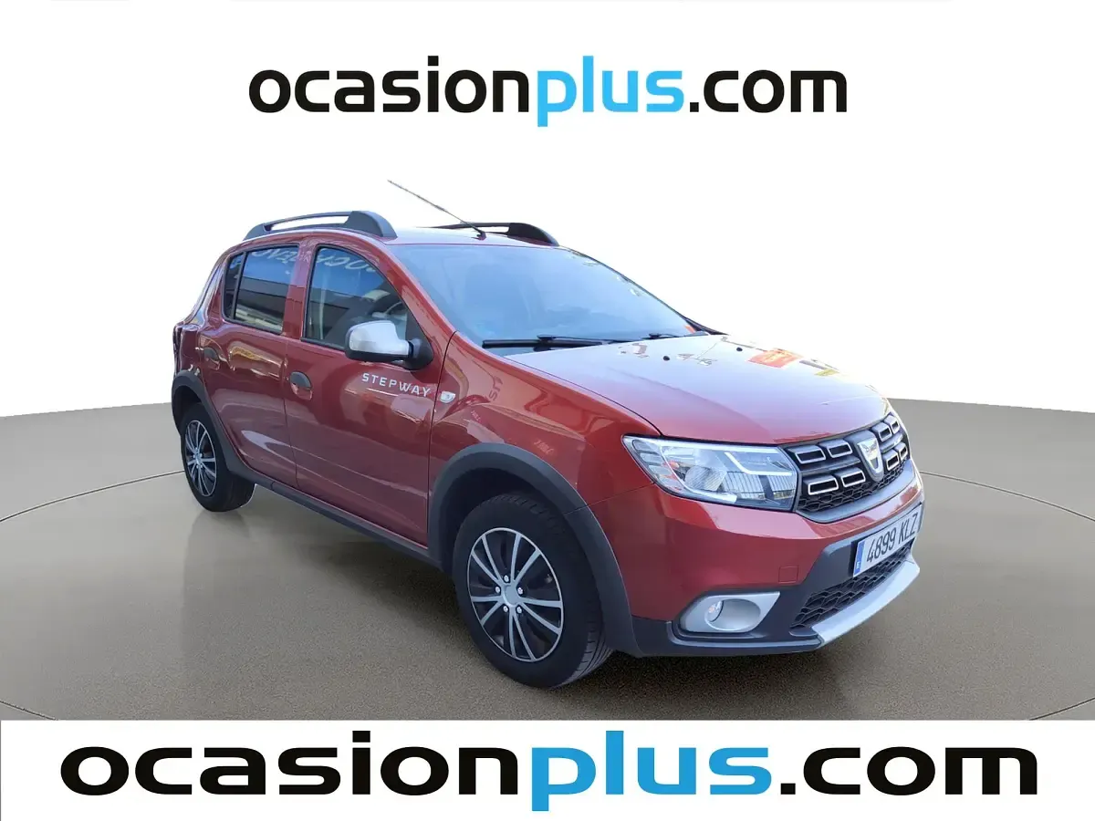 Usado Dacia Sandero Stepway 90 CV (66 kW) 2018 Rojo Utilitario