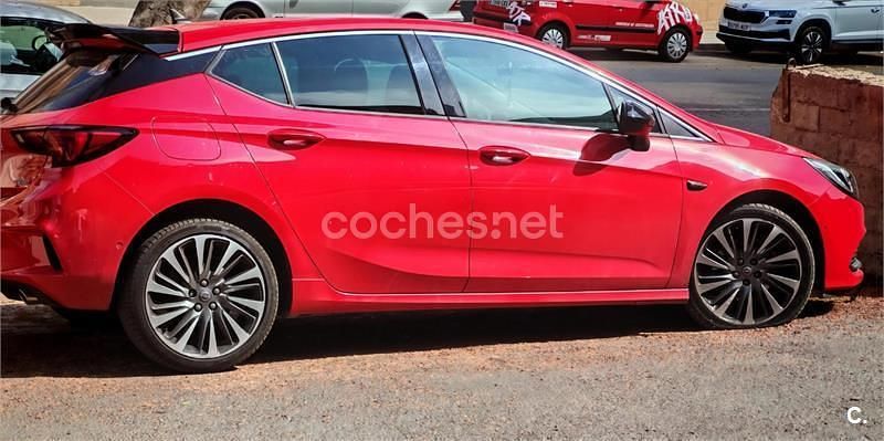 Rojo Usado 2019 Opel Astra Berlina | 16.000 € (Precio justo) - Imagen 1/4