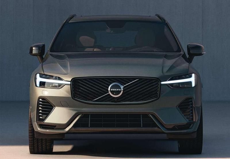 Usado Volvo XC60 Core 351 CV (258 kW) 2025 Naranja SUV