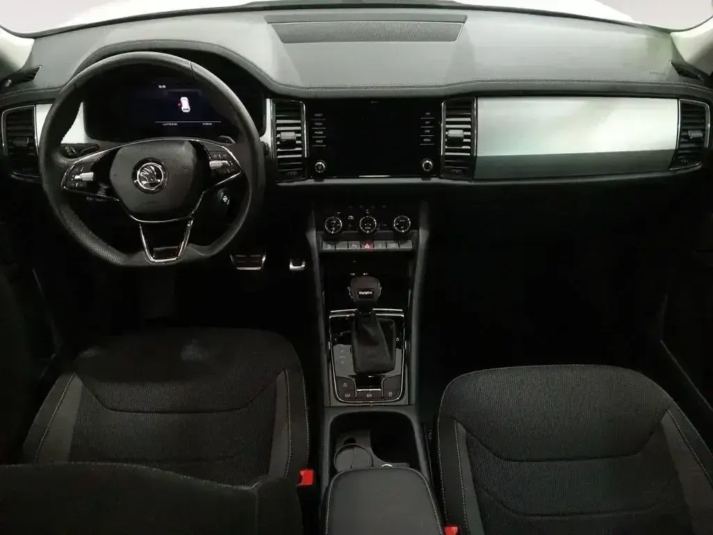 Usado Skoda Kodiaq Ambition 150 CV (110 kW) 2022 Negro SUV