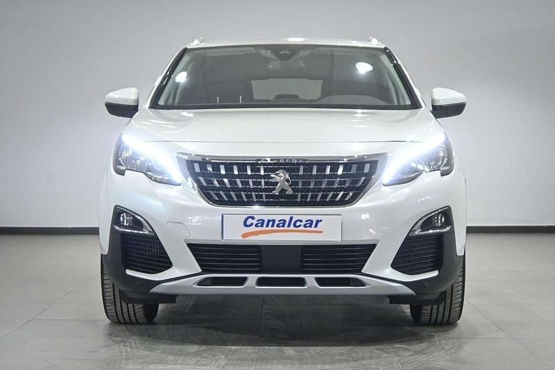 Usado Peugeot 3008 Allure 131 CV (96 kW) 2020 Blanco Monovolumen