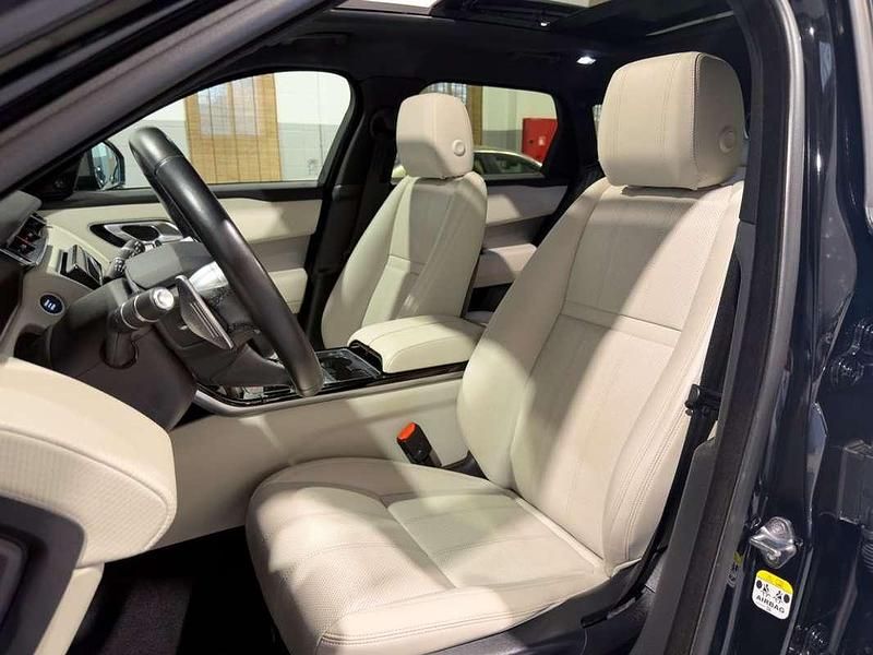 Usado Land Rover Range Rover Velar R-Dynamic 180 CV (132 kW) 2018 Negro SUV