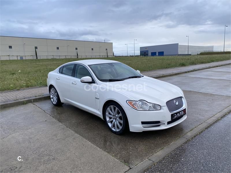 Usado Jaguar XF Premium Luxury 207 CV (152 kW) 2009 Blanco Berlina