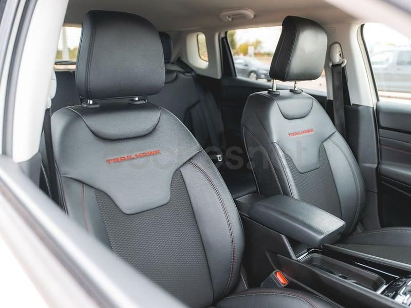 Usado Jeep Compass Trailhawk 240 CV (176 kW) 2022 Blanco SUV