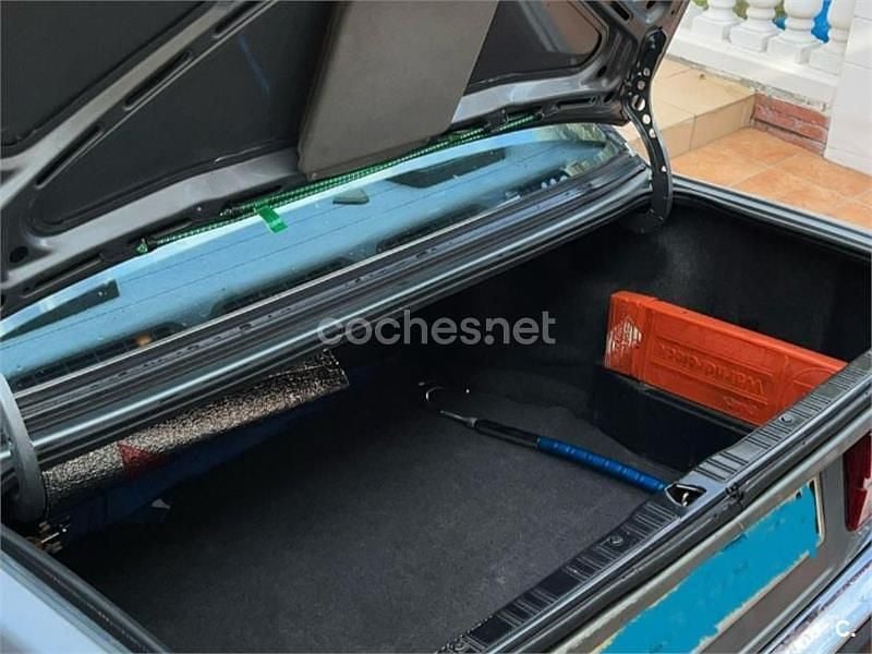 Usado BMW 325 170 CV (125 kW) 1986 Azul Berlina