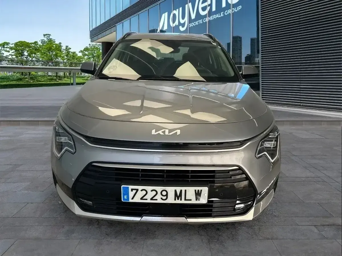 Usado Kia Niro 184 CV (135 kW) 2023 Gris SUV
