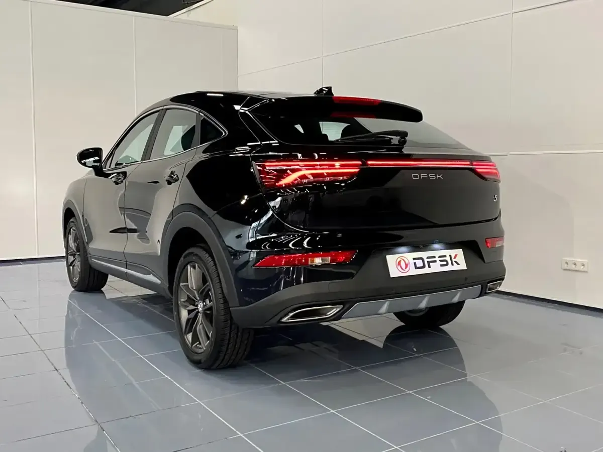 Usado DFSK F5 137 CV (100 kW) 2020 Negro SUV