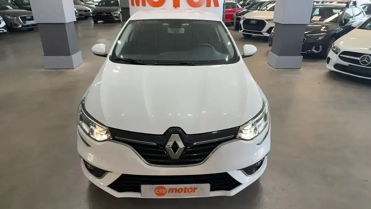 Usado Renault Mégane Business 116 CV (85 kW) 2019 Blanco Utilitario