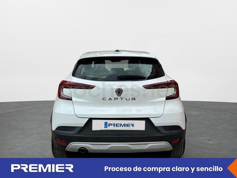 Usado Renault Captur Intens 101 CV (74 kW) 2021 Blanco SUV