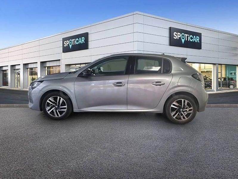 Usado Peugeot 208 Allure 100 CV (73 kW) 2023 Gris Utilitario