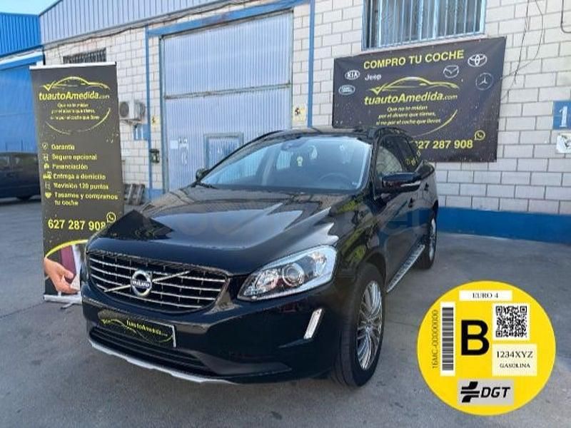 Usado Volvo XC60 Momentum 181 CV (133 kW) 2015 Negro SUV