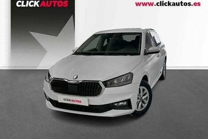Usado Skoda Fabia Selection 95 CV (69 kW) 2025 Blanco Utilitario