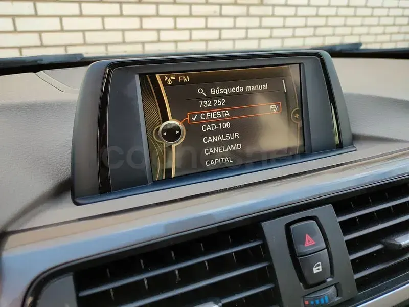 Usado BMW 320 Comfort Edition 184 CV (135 kW) 2013 Gris / plata Familiar
