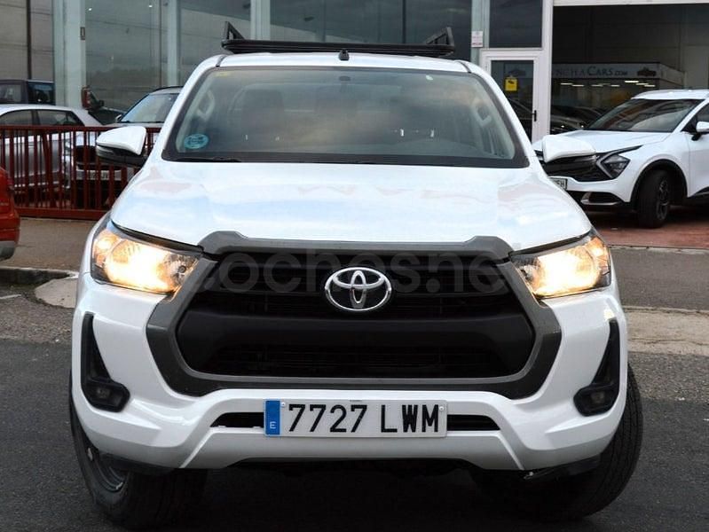 Usado Toyota HiLux 150 CV (110 kW) 2022 Blanco Pickup/Camioneta