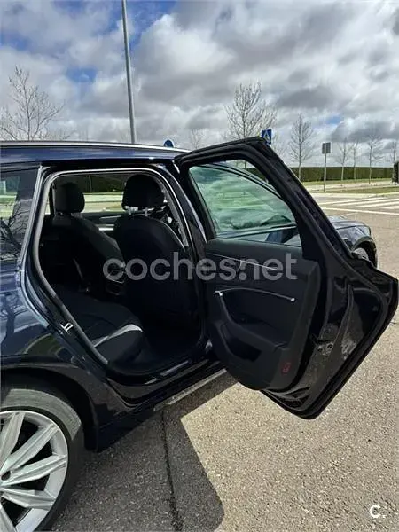 Usado Audi A6 204 CV (150 kW) 2020 Azul Familiar