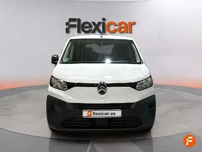 Usado Citroën Berlingo 102 CV (75 kW) 2024 Blanco Monovolumen