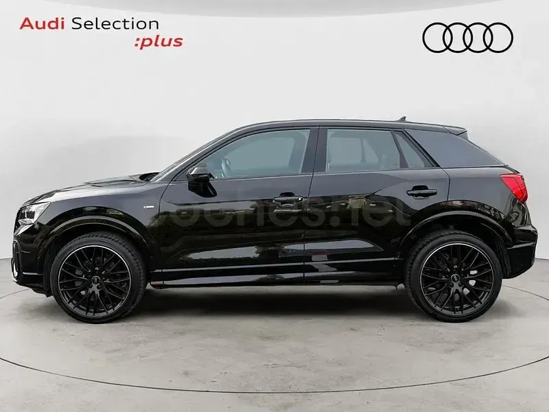 Usado Audi Q2 Ambiente 150 CV (110 kW) 2024 Negro SUV