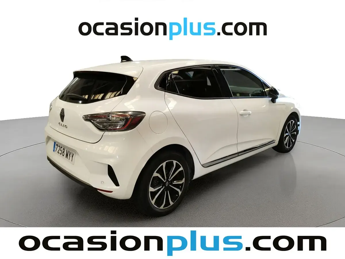Usado Renault Clio Techno 91 CV (66 kW) 2025 Blanco Utilitario