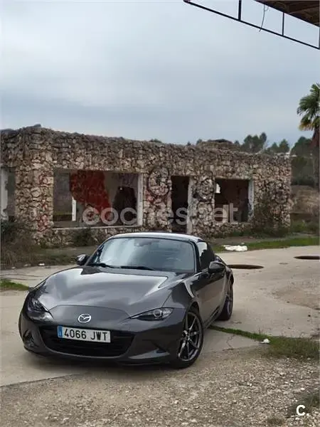 Usado Mazda MX5 Inclusive 160 CV (117 kW) 2017 Gris / plata Descapotable