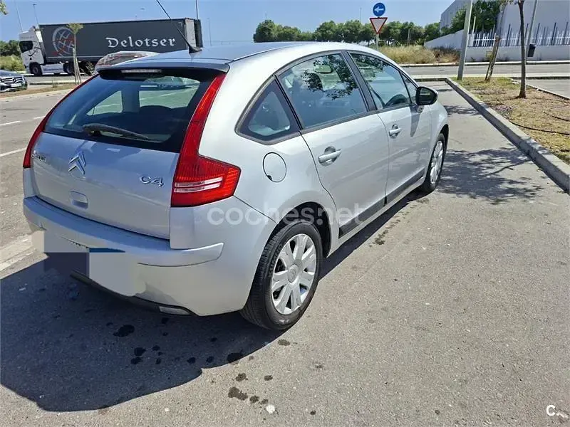 Usado Citroën C4 90 CV (66 kW) 2010 Gris / plata Berlina
