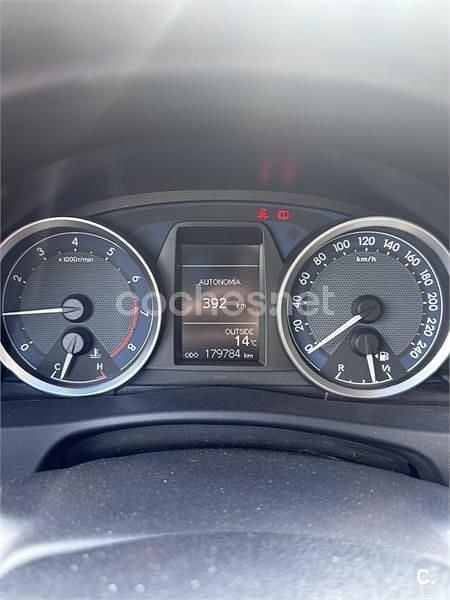 Usado Toyota Auris Active 132 CV (97 kW) 2013 Azul Berlina