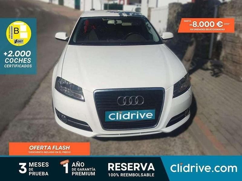 Blanco Usado 2010 Audi A3 Sportback Attraction Utilitario | 6990 € (Precio justo) - Imagen 1/3