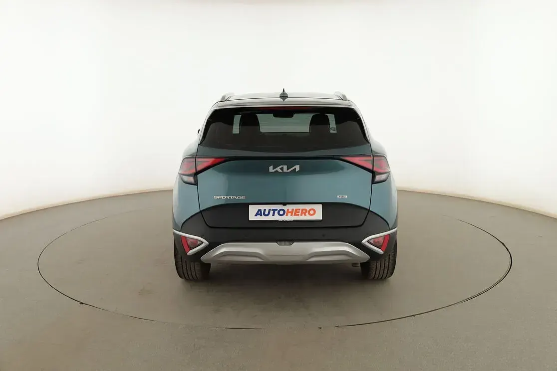 Usado Kia Sportage Spirit 215 CV (158 kW) 2024 Verde SUV