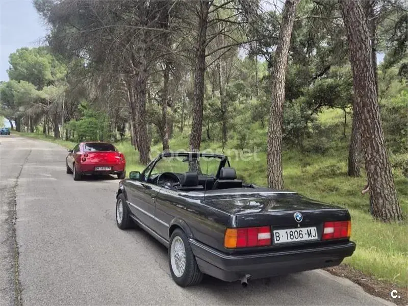 Usado BMW 318 Sport Line 115 CV (84 kW) 1991 Negro Descapotable