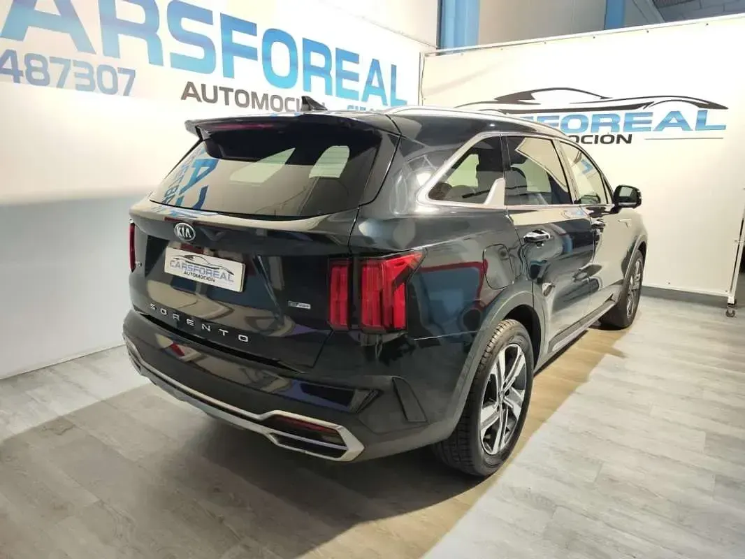 Usado Kia Sorento 265 CV (194 kW) 2021 Negro SUV