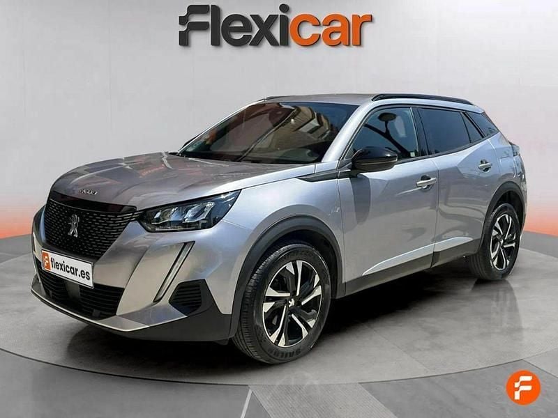 Usado Peugeot 2008 Active 130 CV (95 kW) 2023 Blanco SUV