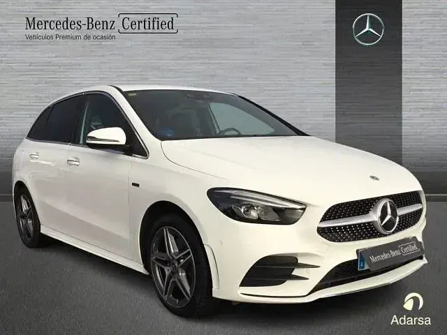 Usado Mercedes B250e 218 CV (160 kW) 2021 Blanco polar Utilitario