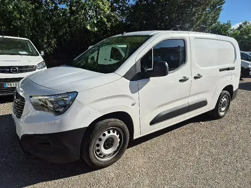 Usado Opel Combo S 100 CV (73 kW) 2021 Blanco Monovolumen