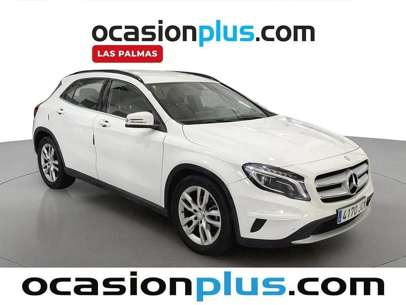 Usado Mercedes GLA200 Style 136 CV (100 kW) 2015 Blanco SUV