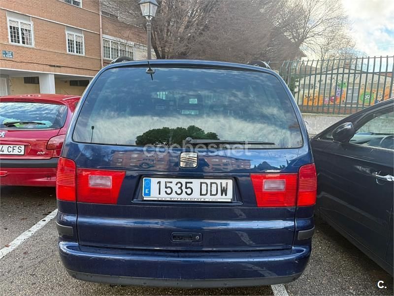 Usado Seat Alhambra Stylance 150 CV (110 kW) 2004 Azul Monovolumen
