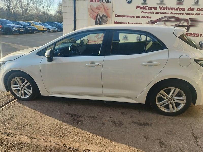 Usado Toyota Corolla Business Edition 122 CV (89 kW) 2022 Blanco Berlina