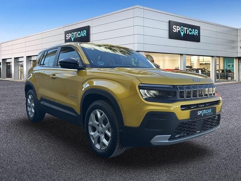 Usado Jeep Avenger Altitude 100 CV (73 kW) 2024 Amarillo SUV