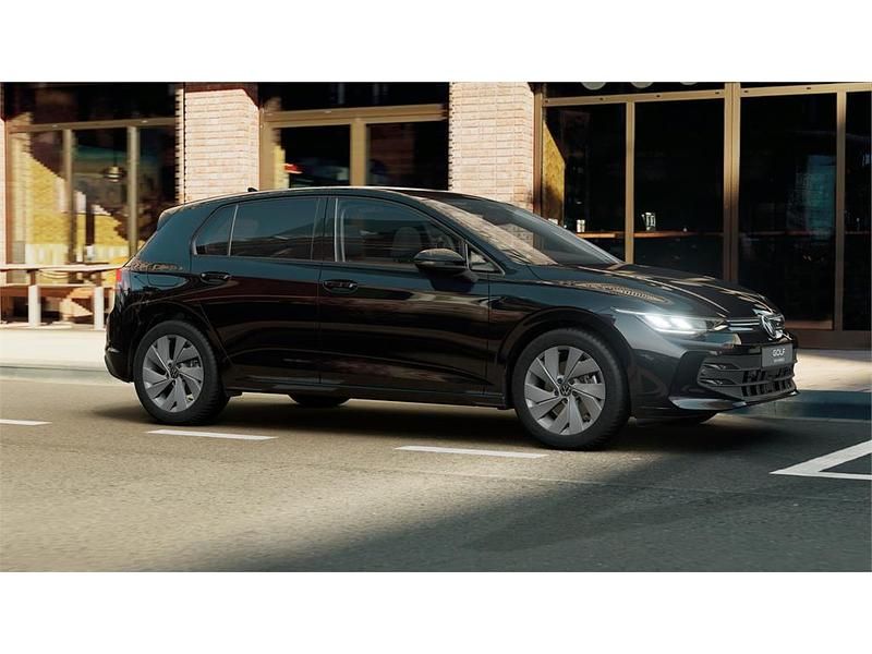 Nuevo VW Golf VIII Match 204 CV (150 kW) 2025 Negro noche Berlina