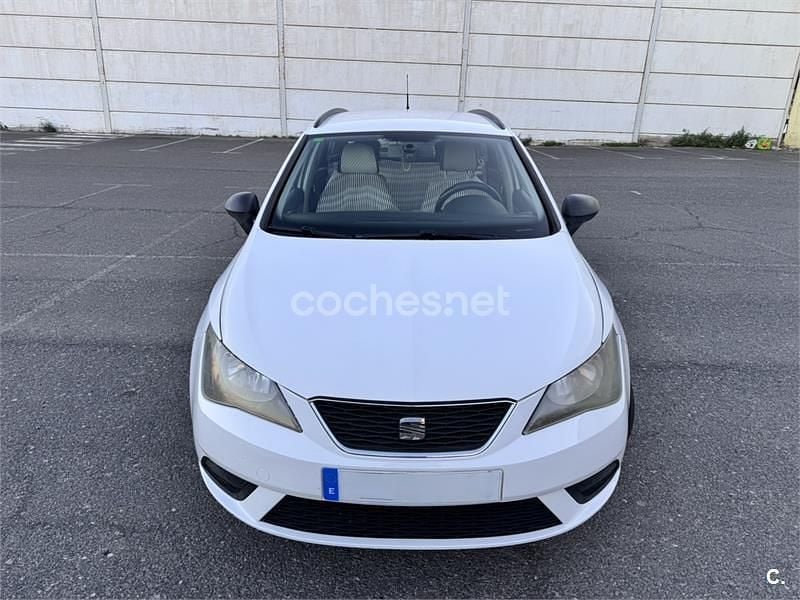 Blanco Usado 2012 Seat Ibiza ST Reference Familiar | 5000 € (Buen precio) - Imagen 1/4