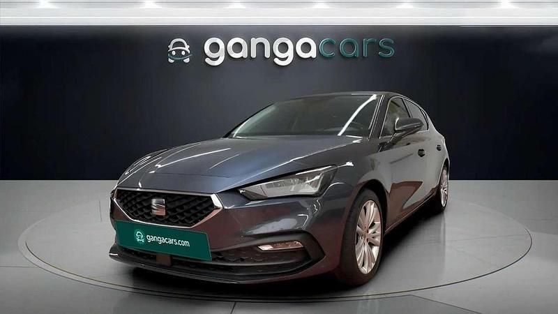 Gris Usado 2023 Seat Leon Style Utilitario | 15.990 € (Precio justo) - Imagen 1/4